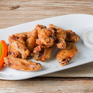 Classic Chicken Wings (10 Pcs)