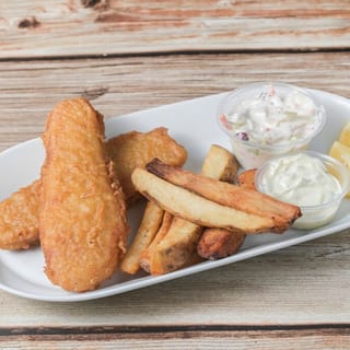 Fish & Chips (2 Pcs)